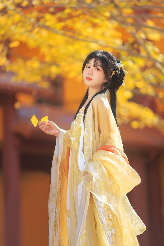 葬送的芙莉莲 封面